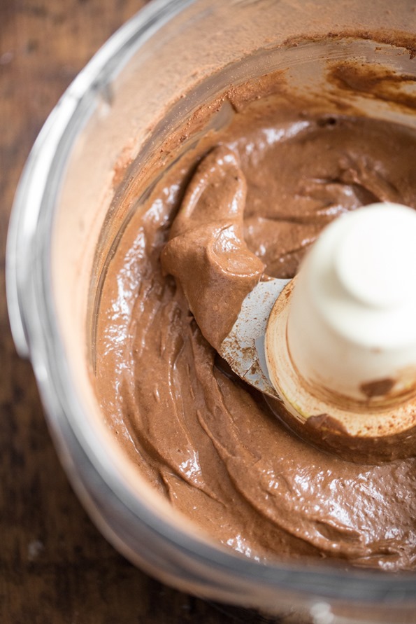 veganchocolatemousse 5269   Raw Chocolate Pudding (Vegan + No Added Sugar)